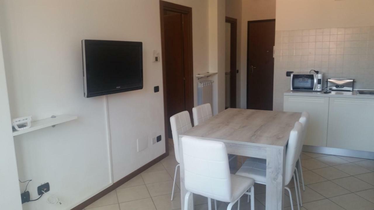 Be Lake Apartment บาเวโน ภายนอก รูปภาพ